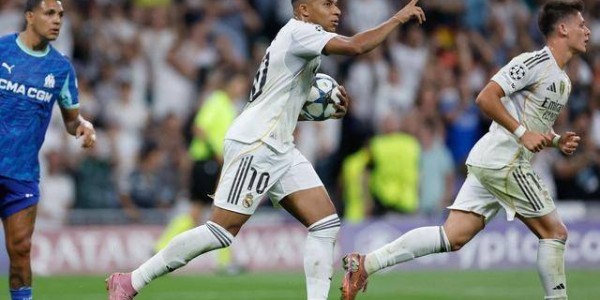 2：1！不怵2场红牌，姆巴佩双响+追平穆勒，皇马逆转收获欧冠开门红